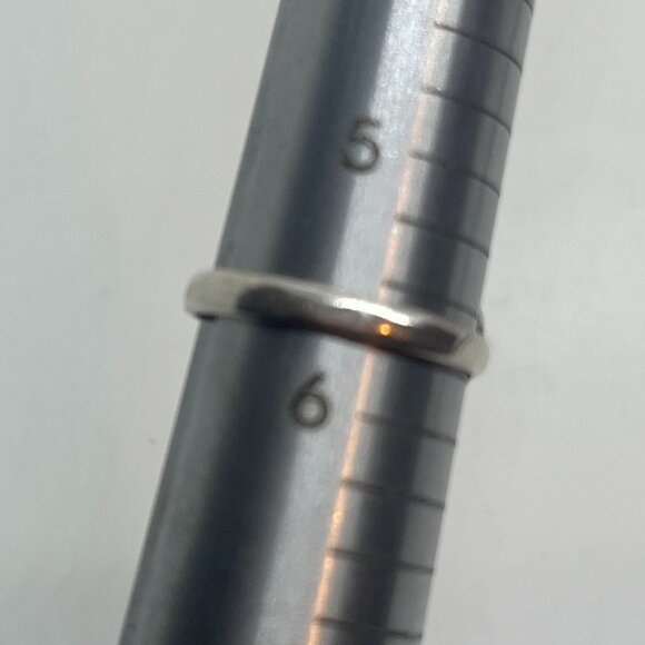 VINTAGE 925 STERLING SILVER DOUBLE HEART OPEN WORK RING DAINTY SZ 5.75 - Picture 15 of 15